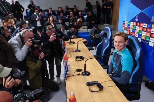 德容发布会炮轰媒体:4000万年薪?别再编了!