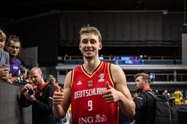 1661827072025011133.jpg GoJnNXxqH0yUqoCFusxjYA.jpg